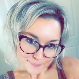 Meet your Posher, Jennie